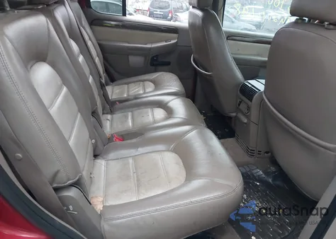 2004 Ford Explorer Eddie Bauer z USA, uszkodzony, nr VIN 1FMZU74K84UA88015